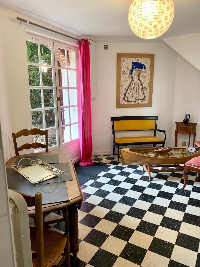 Maison Voltaire Bonsecours المظهر الخارجي الصورة